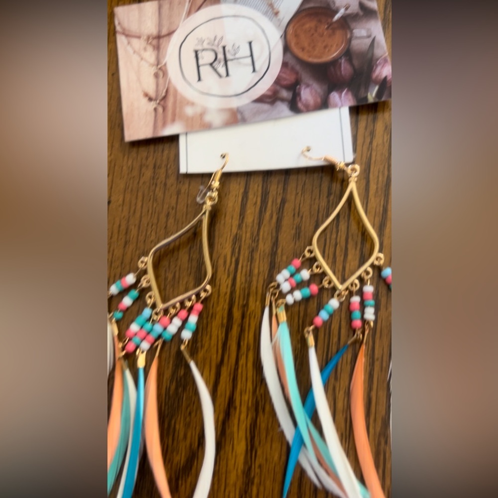 Beautiful Wispy Feather Earrings - Picture 5 of 6